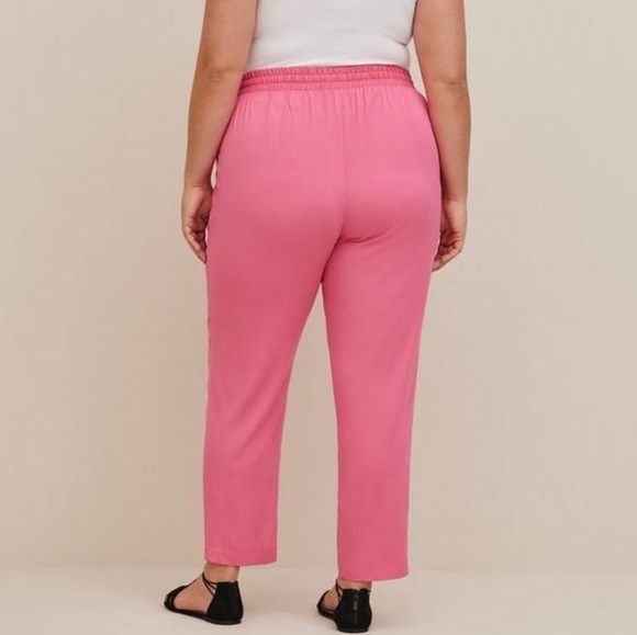 3X Short • Torrid • Relaxed Taper Stretch Challis High-Rise Tie-Front Pant - Picture 3 of 6